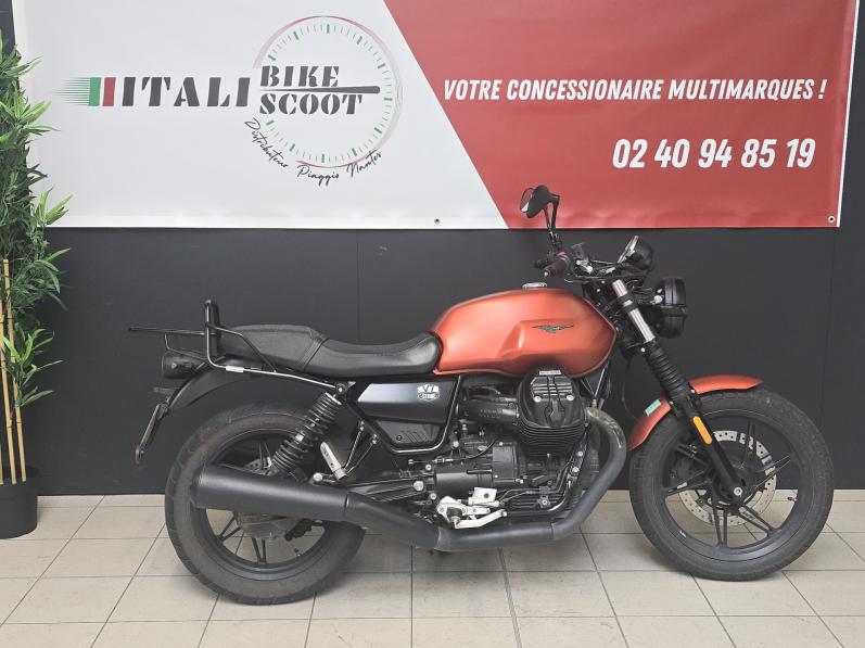 MOTO GUZZI V7 STONE