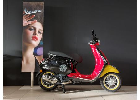 * PROMO DE NOËL * VESPA PRIMAVERA 125 Edition Disney Mickey Mouse