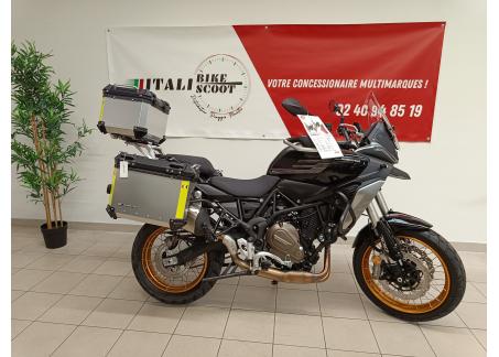 * PROMO DE NOËL * QJ MOTOR SRT 700 X TOURING