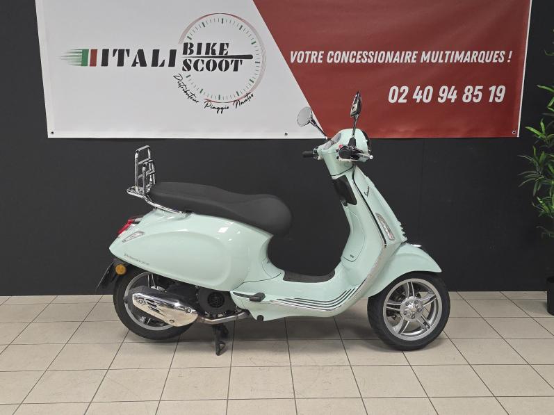 VESPA PRIMAVERA 125