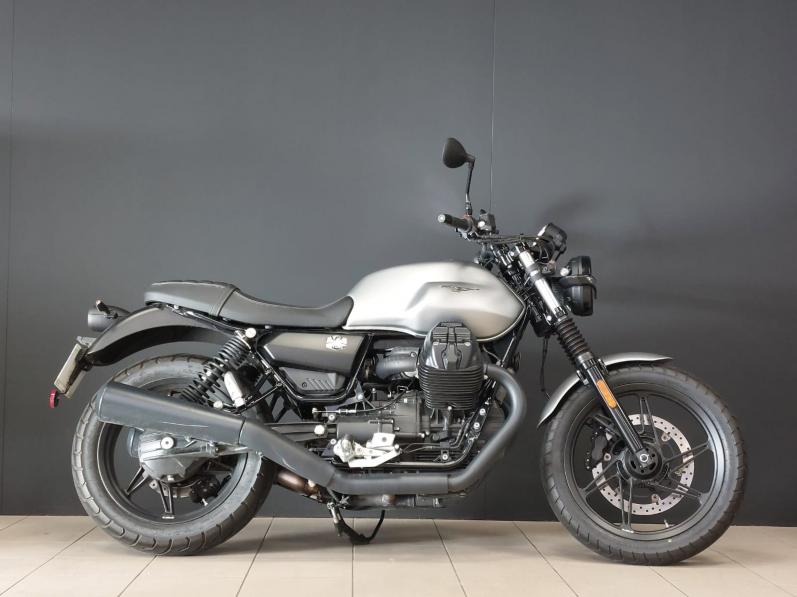 MOTO GUZZI V7 STONE 