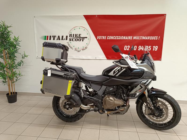 QJ MOTOR SRT 600 SX TOURING