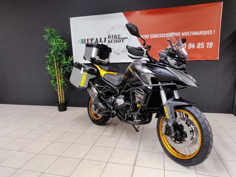 QJMOTOR SRT 800 SX Touring